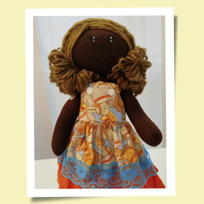 Boneca de Pano Artesanal Maria Negra - Imagem 2