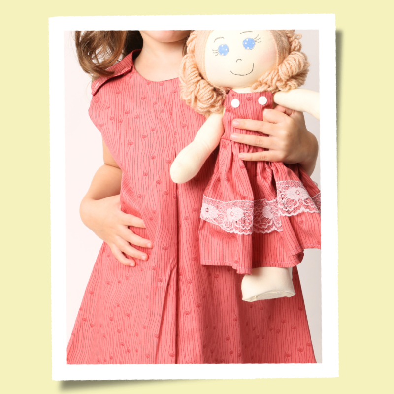 Vestido Infantil Trapézio Coral Delicado - Imagem 4
